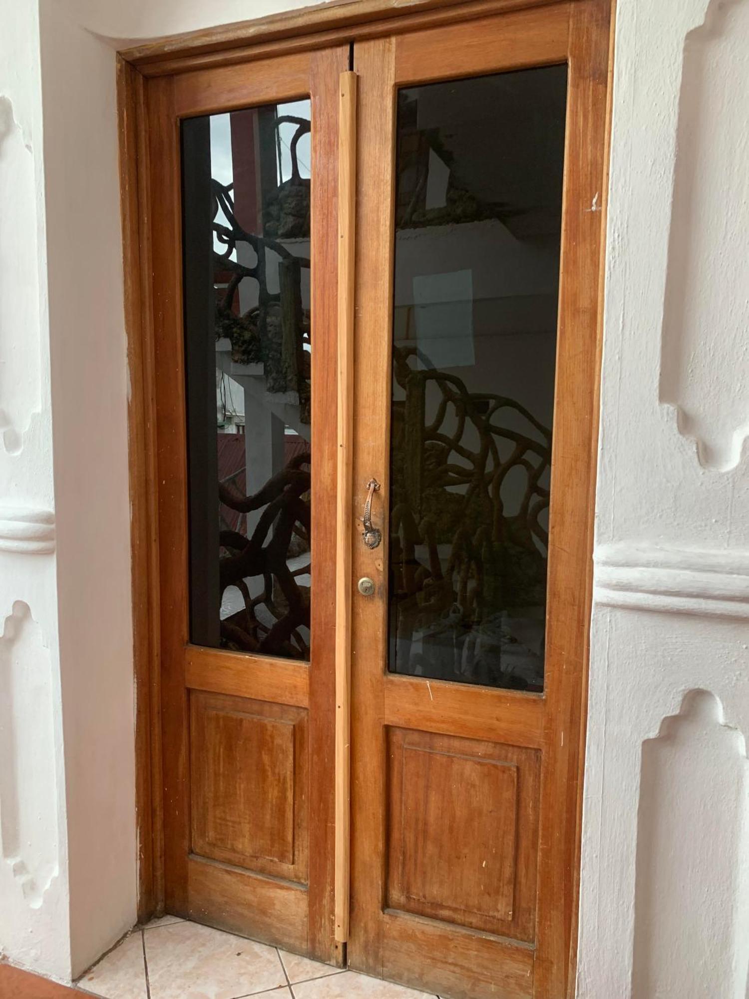 פלורס Hotel Aurora מראה חיצוני תמונה